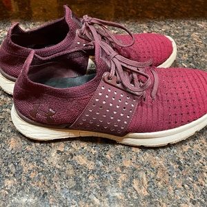 Under Armour Women’s Size 8 Shoes